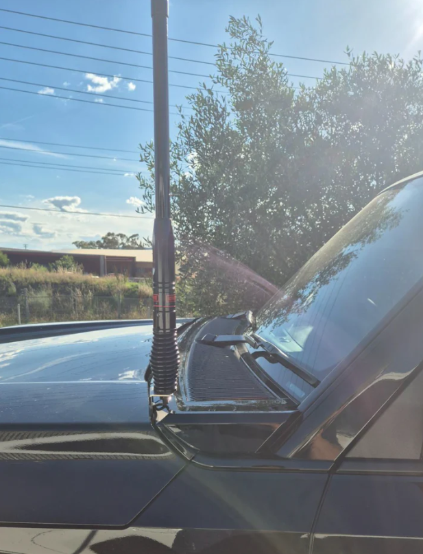 GMF4x4 BB-230P Toyota Prado 250 2024+ Bonnet Cellular/UHF Antenna Bracket