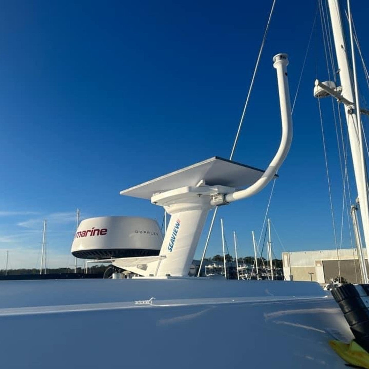 MAS-TR-00022 TRIO Starlink (Gen 3 Standard) White Flatmount and Rubber Coated Magnets Pack