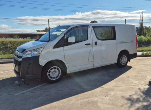 GMF4x4 BB-195P Toyota Hiace 2019-Current, Bonnet Cellular/UHF Antenna Bracket